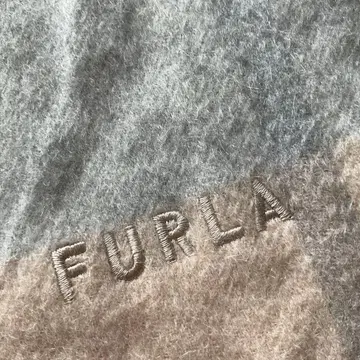 훌라 부드러운 체크 대형 캐시미어 머플러