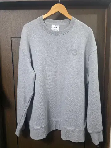 [ 미사용 새상품 ] Y-3 클래식 체스트 그레이 긴팔 트레이닝복 L