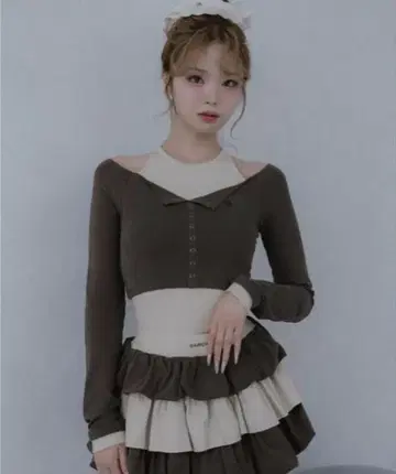 미사용 새상품 Darich 다리치 오프숄더 레이어드 리브 상의