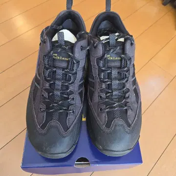 새상품급 ASAHI WalkLand GORE-TEX 방수 트레킹 슈즈