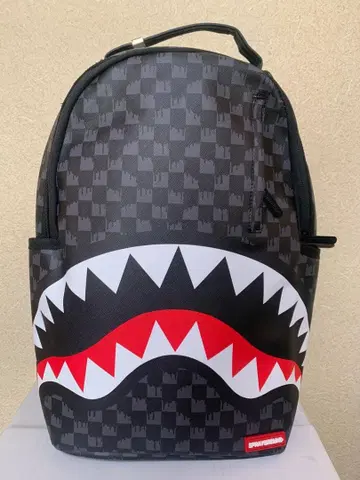 sprayground 럭색