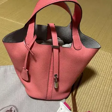 새상품! 가죽 큐브 백! 핑크! PM!