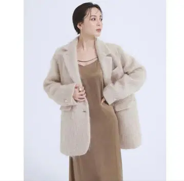 아뉴앙스 모헤어 샤기 테일러드 자켓