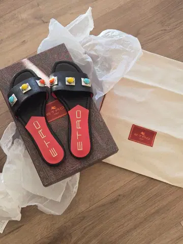 ETRO (에트로) 'Crown Me' 가죽 슬리퍼 샌들