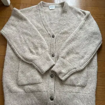 크림색 버튼 니트 가디건