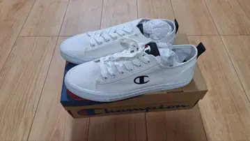 챔피온 화이트 스니커즈 27.0