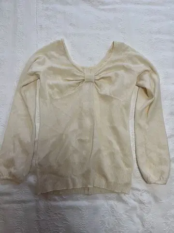 PJ 캐시미어 100% 리본 디자인 니트