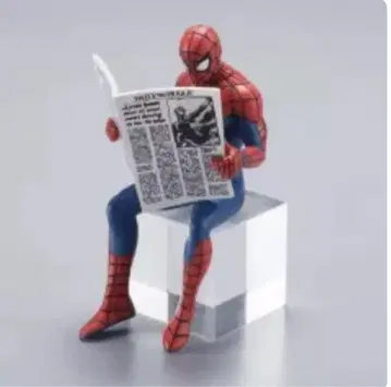 스파이더맨 신문 피규어