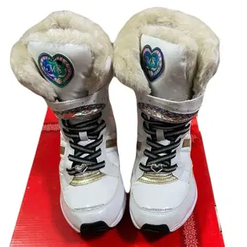 화이트 스노우 부츠 (어린이용) 스파이크 포함