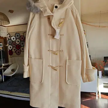 [ 새상품 ] a.v.v Standard 아이보리 더플 코트 L 사이즈