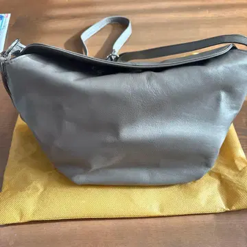 그레이 가죽풍 숄더백