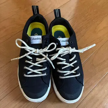컬럼비아 스니커즈 23cm