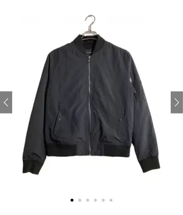 바나나리퍼블릭 MA-1 자켓 L 사이즈 택 포함