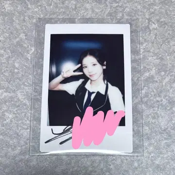ARTMS LOONA HeeJin 히진 친필 사인 폴라