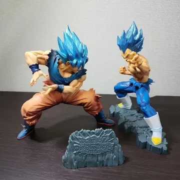 드래곤볼 손오공 베지터 피규어 세트