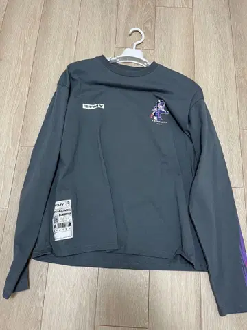 계속 한밤중이면 좋을 텐데 롱T 잔기 L 사이즈