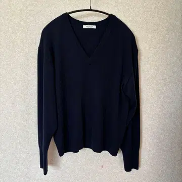 MACPHEE 네이비 V넥 니트 TOMORROWLAND