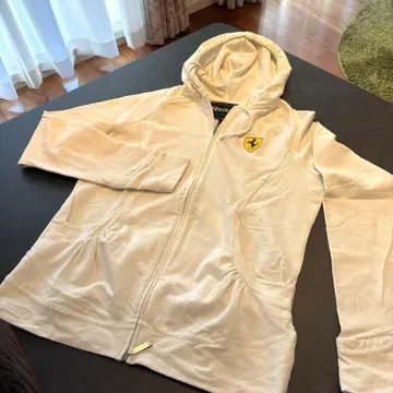 [페라리] 후드티 화이트 M 사이즈