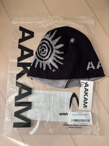 AAKAM 선 자카드 비니 (블랙)