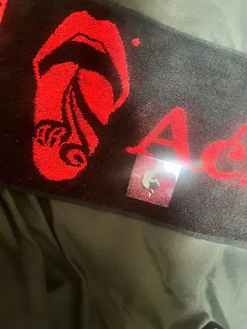 Acid Black Cherry 타월, 마그넷 세트