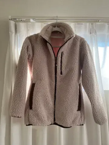 [새상품급] 유니클로 베이지 플리스 자켓 XS