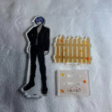 코야나기 로우 아크릴 스탠드 마네키네코