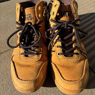 VANS 브라운 하이컷 스니커즈 26cm