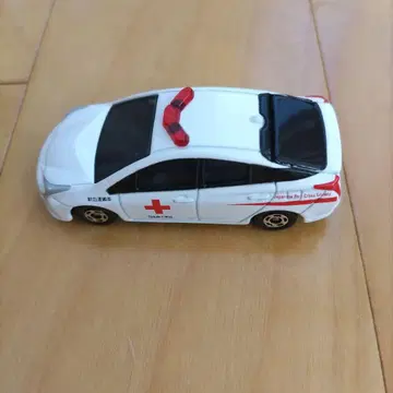 구급차 미니카 적십자