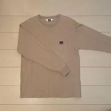 베이지 롱 T셔츠 가슴 포켓 부착