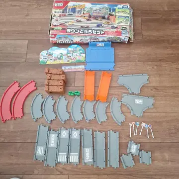 토미카 타운 도로 세트 신호기 & 교차로 세트 토미카 2대 포함