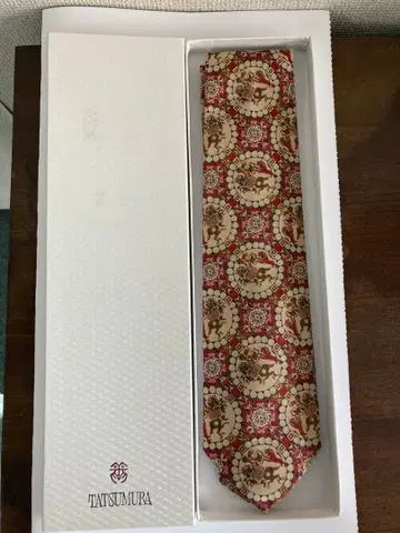 TATSUMURA 사냥 사자 문양 넥타이 새상품