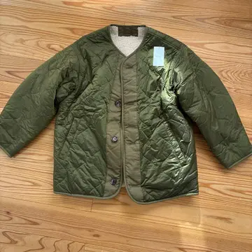 MOUSSY 퀼트 보아 리버서블 코트