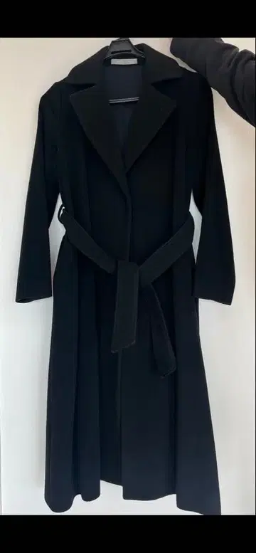 theory luxe 블랙 벨트 포함 롱 코트