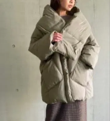 JUNOAH 오버 사이즈 다운 자켓