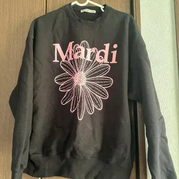 Mardi 플라워 프린트 맨투맨 블랙