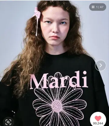 Mardi 플라워 프린트 맨투맨 블랙