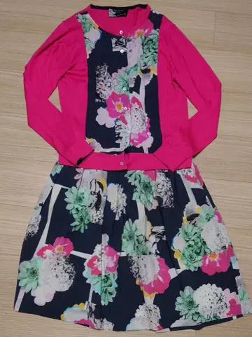 폴스미스 꽃무늬 가디건과 스커트 셋업 원피스