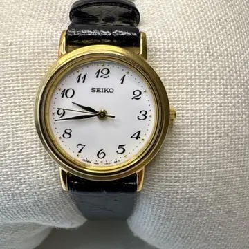 SEIKO 쿼츠 손목시계 화이트/골드 1N01-0BA0