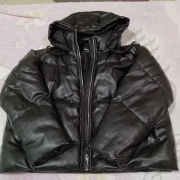 ZARA 세련된 블랙 후드 부착 다운 자켓 시착품