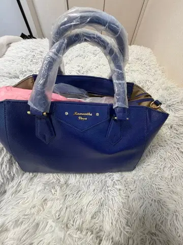 네이비 핸드백 가격 인하 있음!