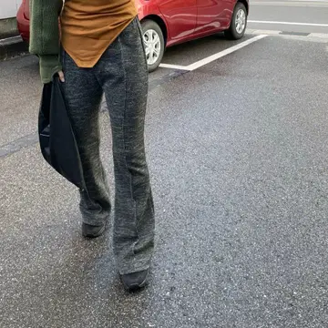 후미에 타나카 플레어 팬츠