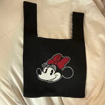 마리콴트 디즈니 스토어