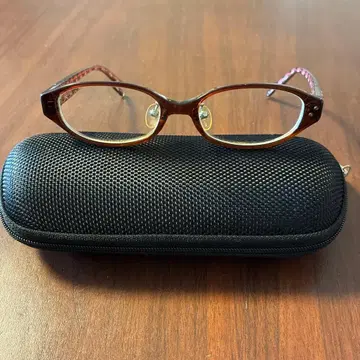 질스튜어트 뉴욕 아동용 안경 리본 장식 하드 케이스 포함