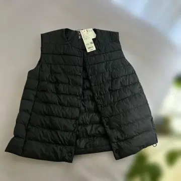 UNIQLO 퍼프 테크 컴팩트 베스트 S