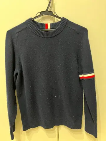 Tommy hilfiger 네이비 니트