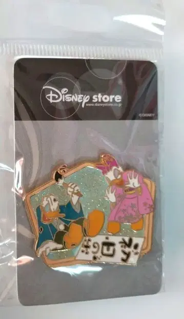 디즈니 스토어 핀 배지 도날드, 데이지