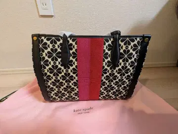 케이트 스페이드 꽃무늬 스트라이프 핸드백