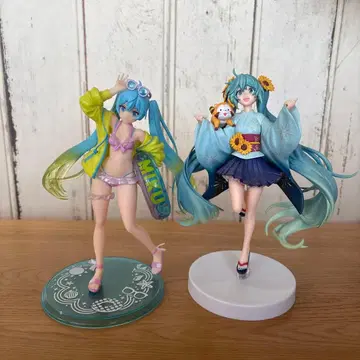 하츠네 미쿠 피규어 2점 세트