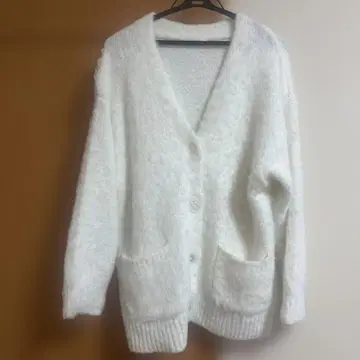 내추럴 꾸뛰르 샤기 니트 가디건