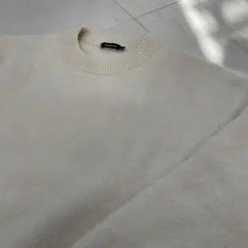 아이보리 니트 스웨터 캐시미어 혼방